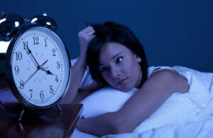 Do You Struggle With Sleep? Try These 5 Nutritionist-Recommended Foods To Beat Insomnia